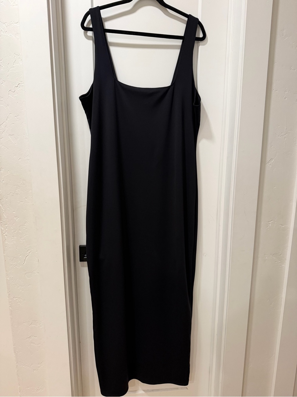 Good American Black Sleeveless Maxi Dress
